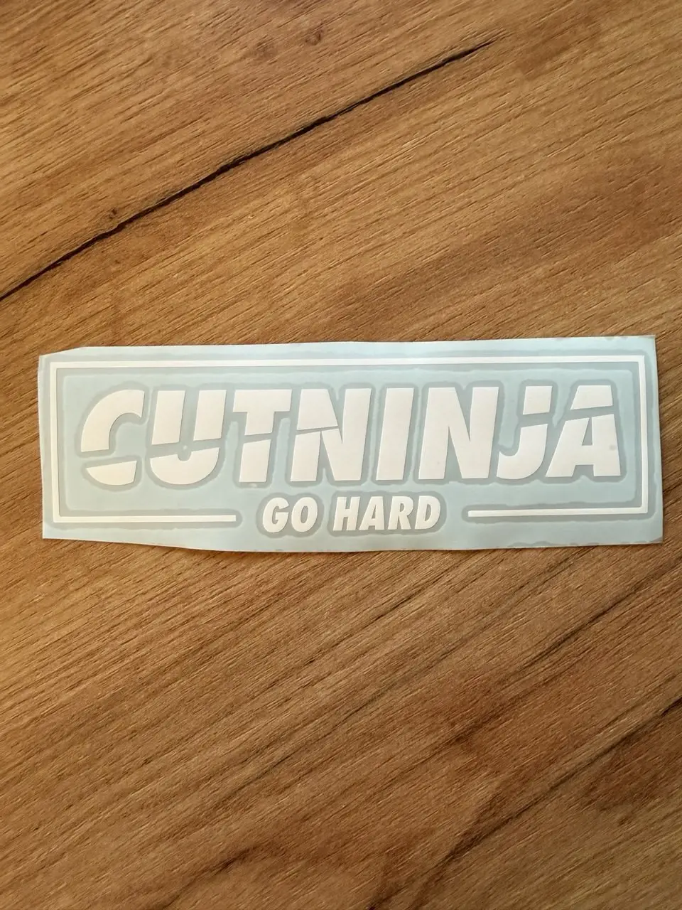 Наліпки на мотоцикл, скутер, квадроцикл, на колеса CUTNINJA біла