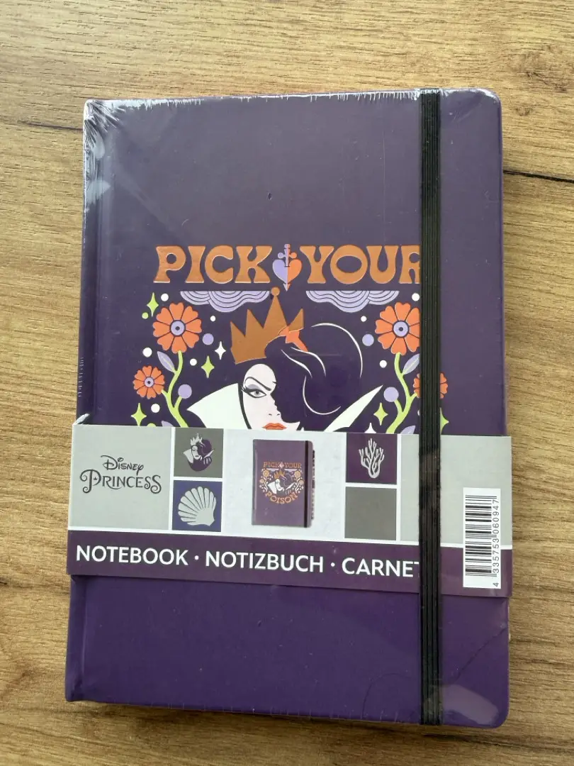 Блокнот А5 Disney «Зла Королева» Pick Your Poison, з олівцем Disney