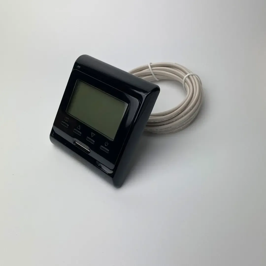 Терморегулятор програмований HeatTech HTP111-240 для теплої підлоги